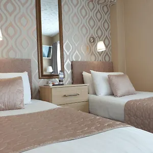 Hotel Corona Blackpool, Blackpool